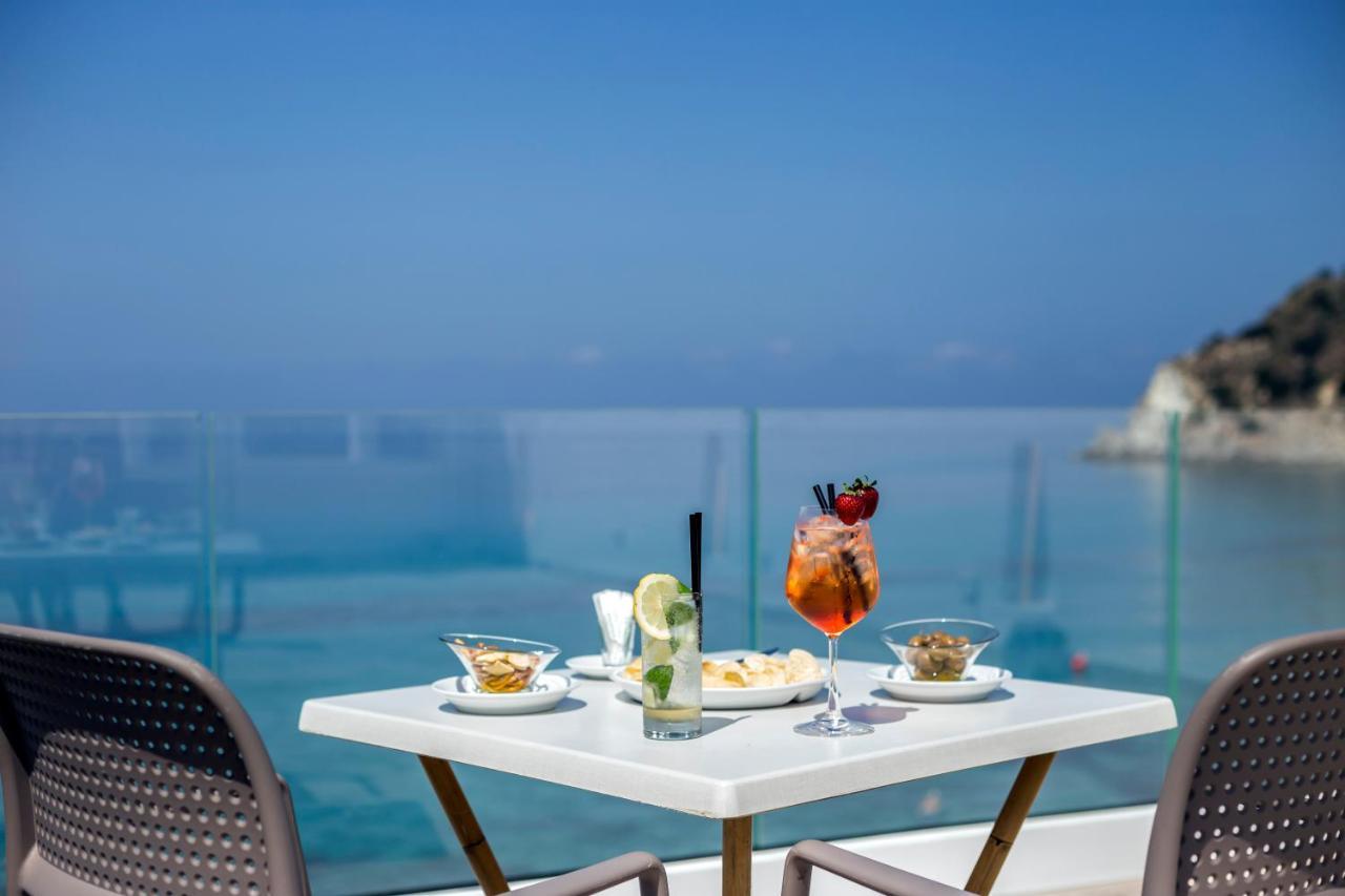 Villaggio Albergo Da Ciccio Sul Mare Capo Vaticano Exterior foto